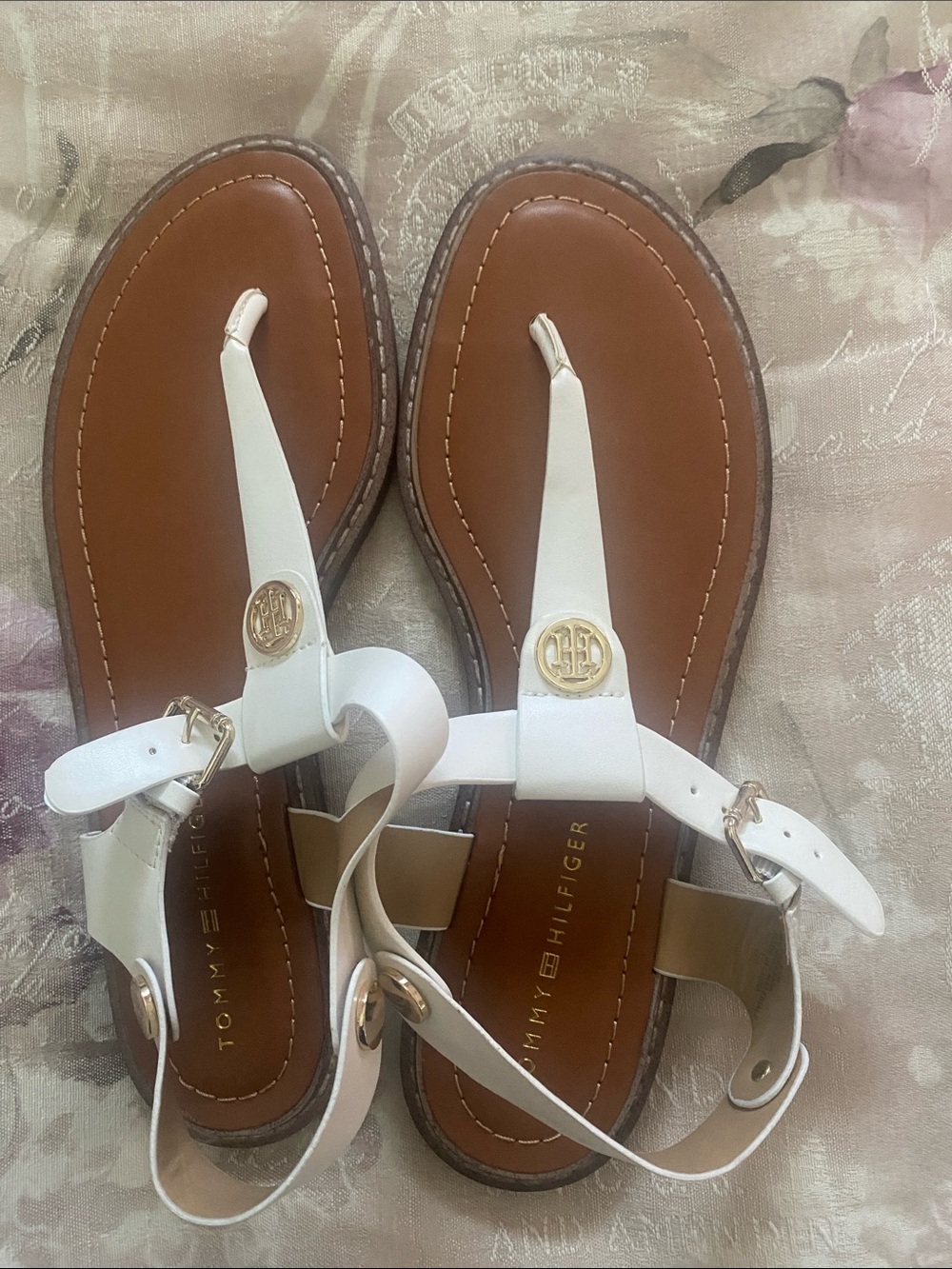 Tommy Hilfiger White Leather T-Strap Sandals with Gold Emblem